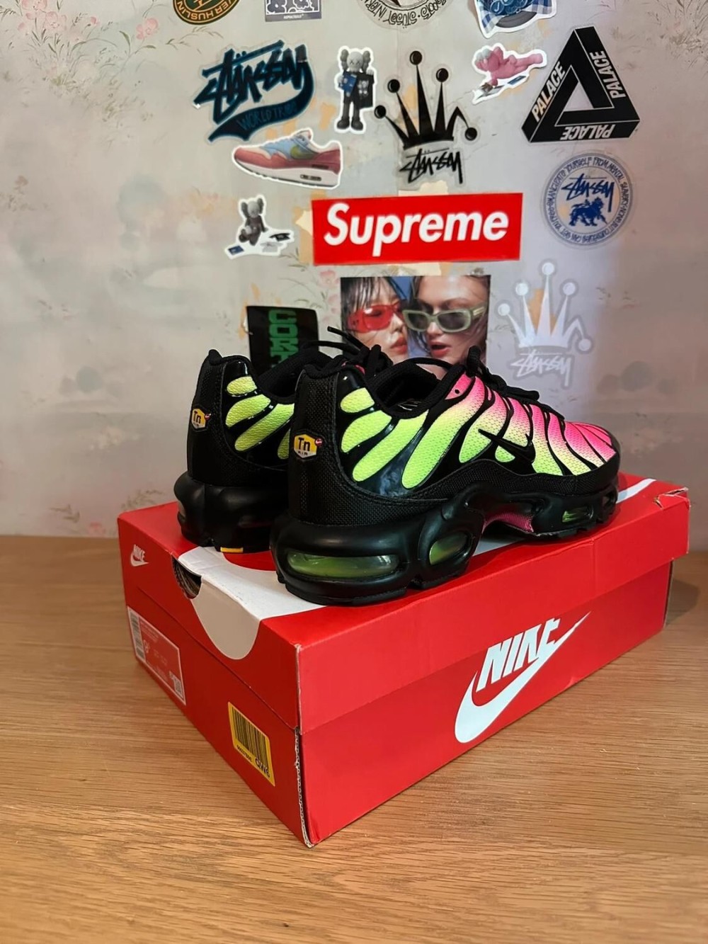 Nike Air Max Plus Hyper Pink