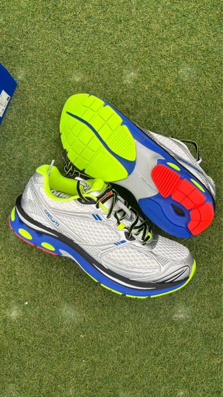Décathlon X saison running / chaussure de sport taille 44