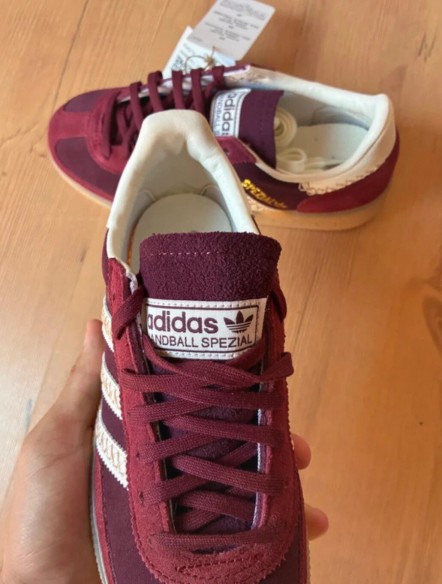 Adidas handball spezial bordeaux burgundy / rouge foncé taille 38