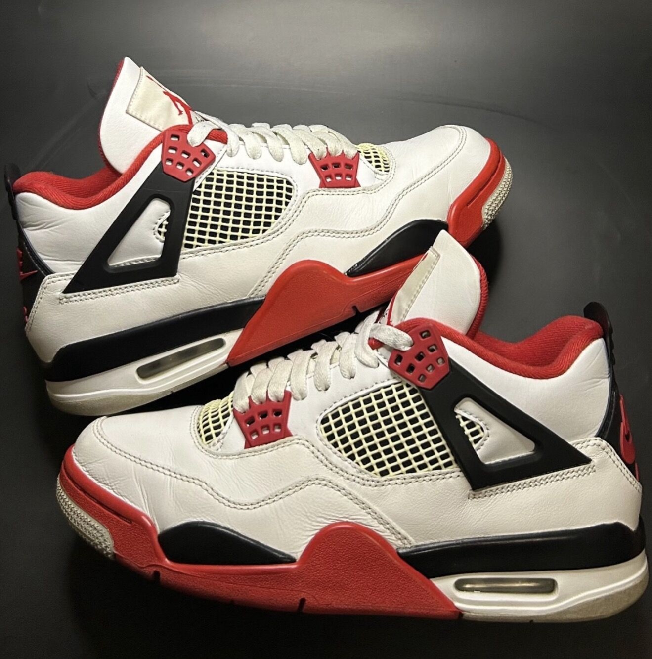 JORDAN 4 FIRE RED