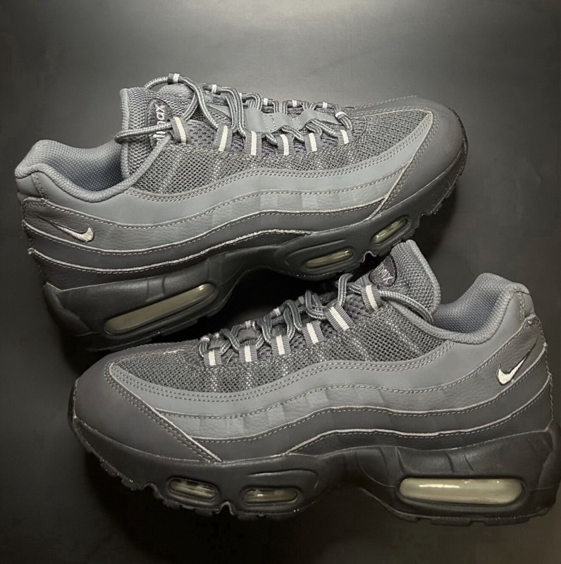 AM95 WOLF GRAY