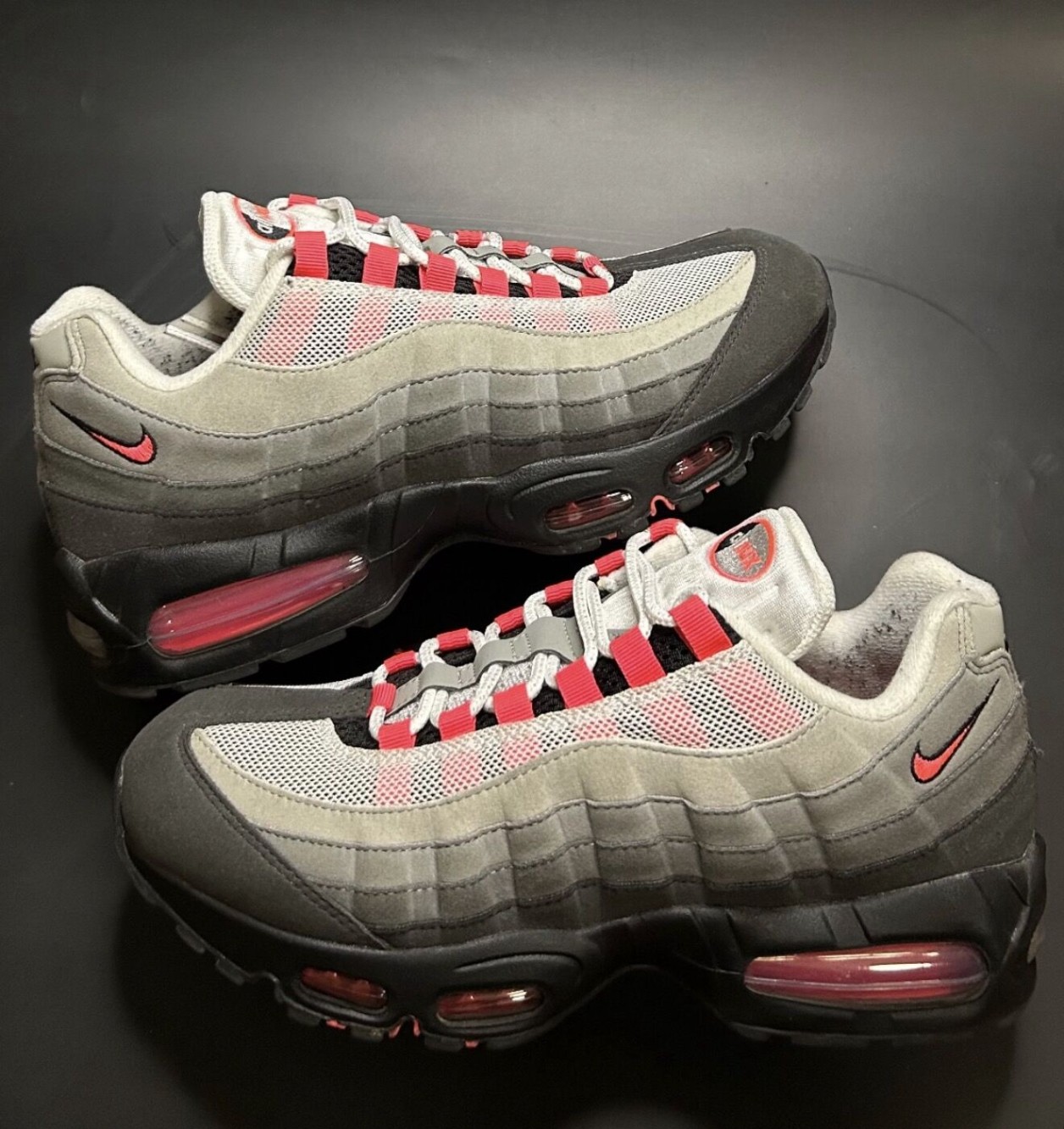 AM95 SOLAR RED