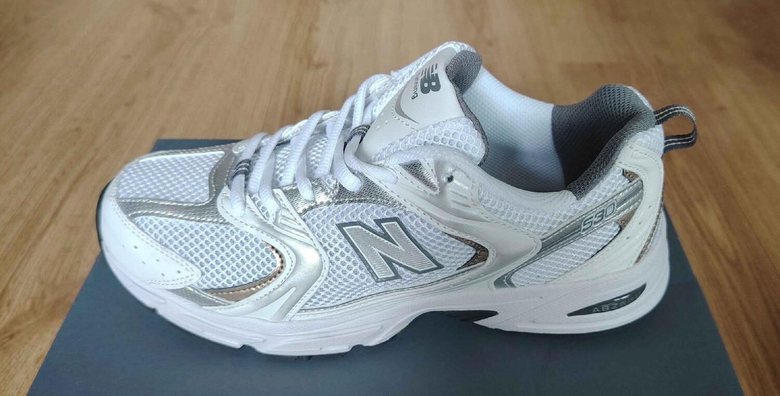 New Balance 530 MR530AD - Grey - Taille 42 (UK 8 / US 8.5)