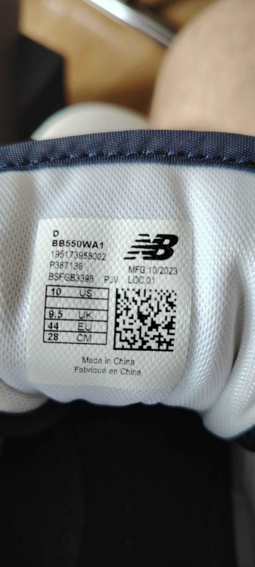 New Balance 550 – White/Navy - T.44 2