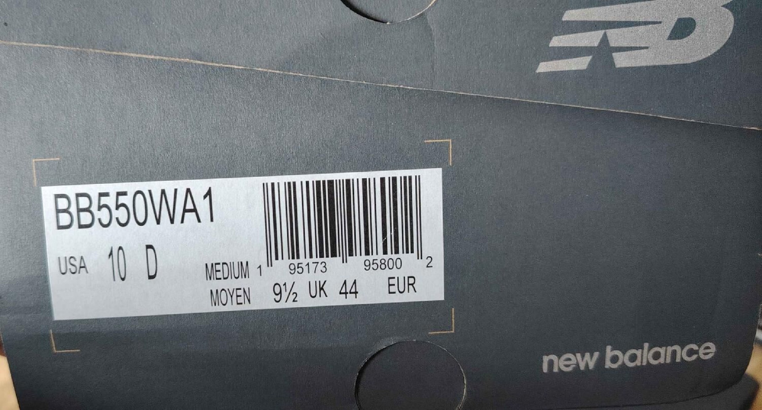 New Balance 550 – White/Navy - T.44