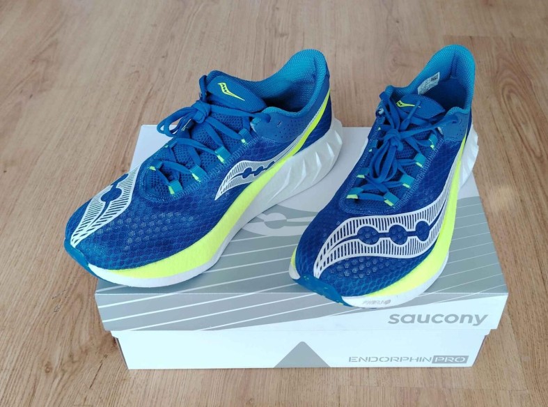 Saucony Endorphin Pro 4 – Lapis/Citron (Bleu) - T.45