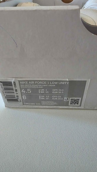 Nike One Low blanches neuves – Pointure 36,5