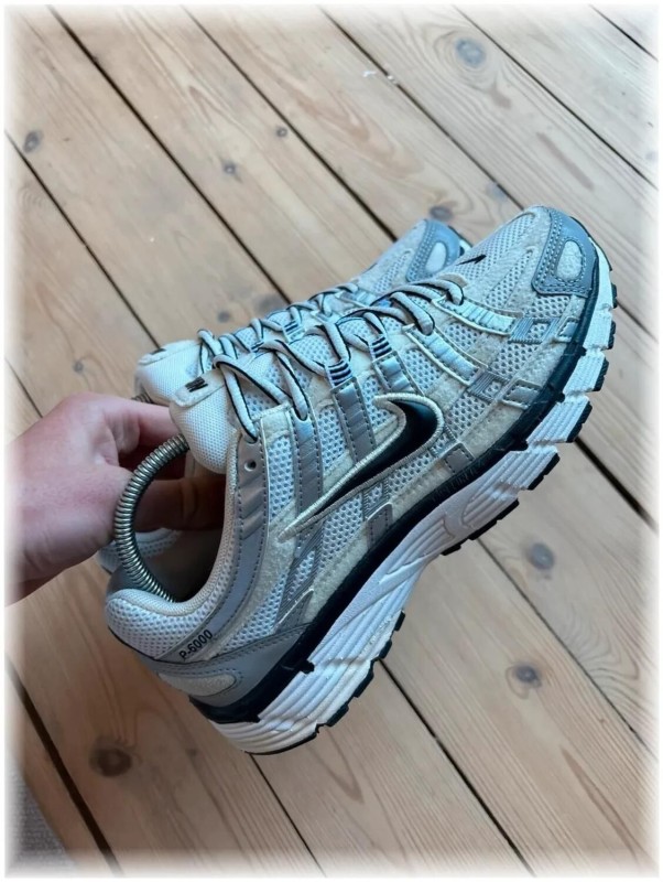 Nike p-6000 Coconut Milk / taille 37,5 2