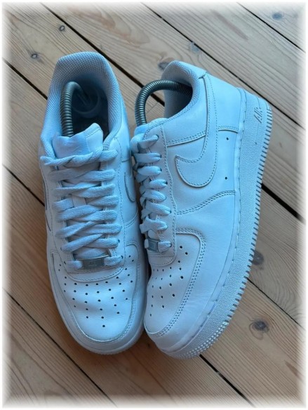 Nike air force 1 triple White - taille 40,5