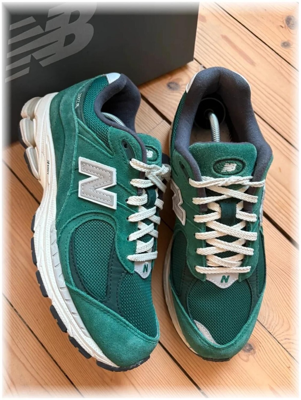 New balance 2002r Green - taille 42