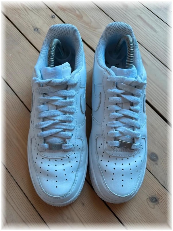 Nike air force 1 triple White - taille 40,5 2