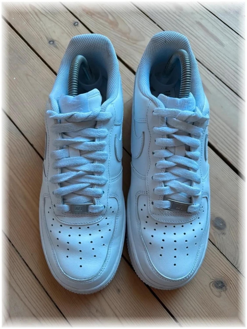 Nike air force 1 triple White - taille 40,5