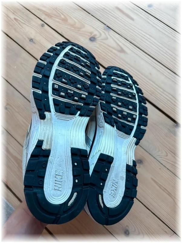 Nike p-6000 Coconut Milk / taille 37,5 2