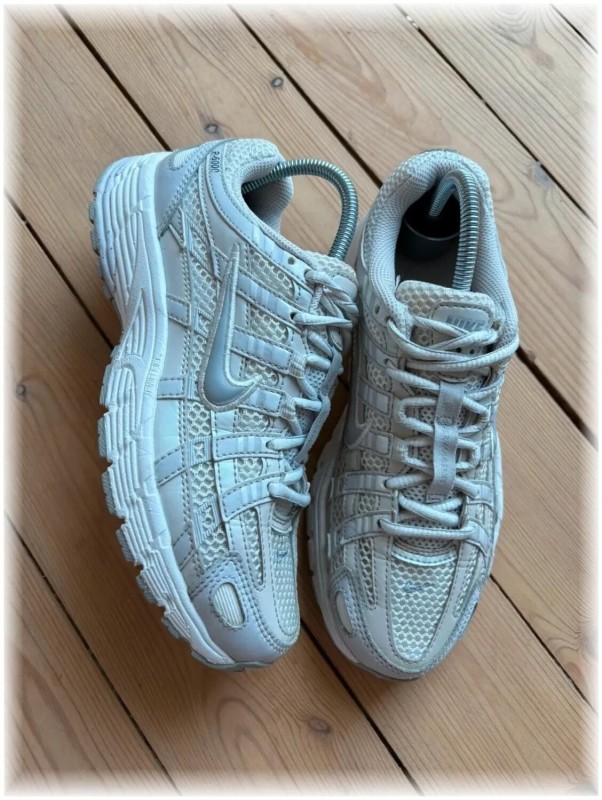 Nike p-6000 Grey ( taille 36,5 ) 2
