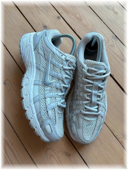 Nike p-6000 Grey ( taille 36,5 )