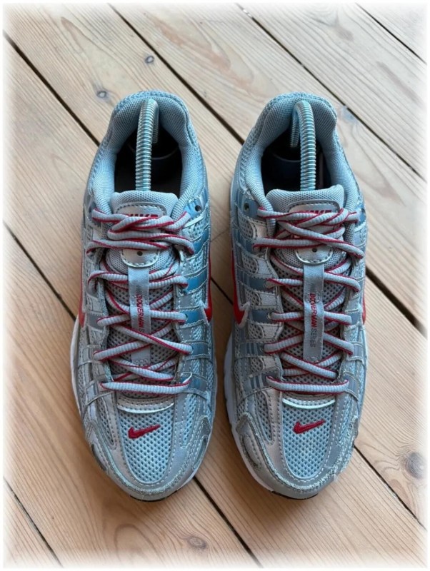 Nike p-6000 Silver Red / taille 35,5 2