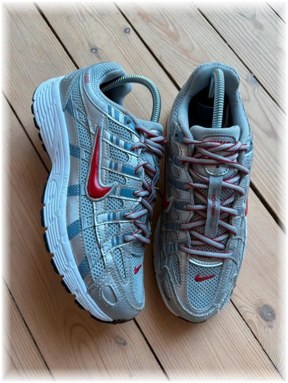 Nike p-6000 Silver Red / taille 35,5