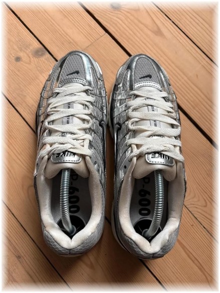 Nike p-6000 Silver ( taille 38 )