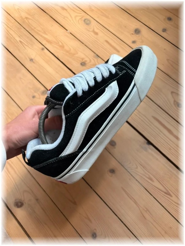Vans Knu Skool unisex - taille 42 2