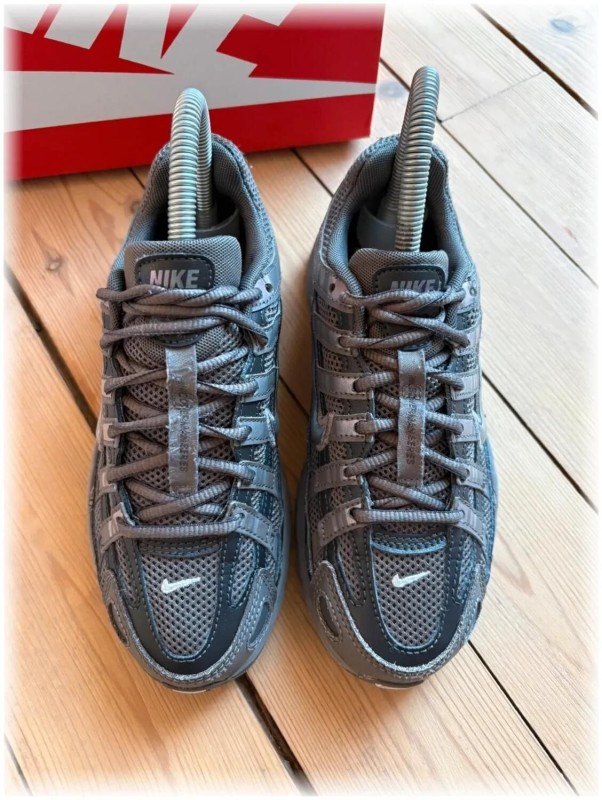 Nike p-6000 Gs cave stone Metallic Silver - taille 35 2