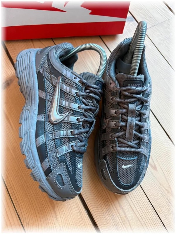 Nike p-6000 Gs cave stone Metallic Silver - taille 35 2