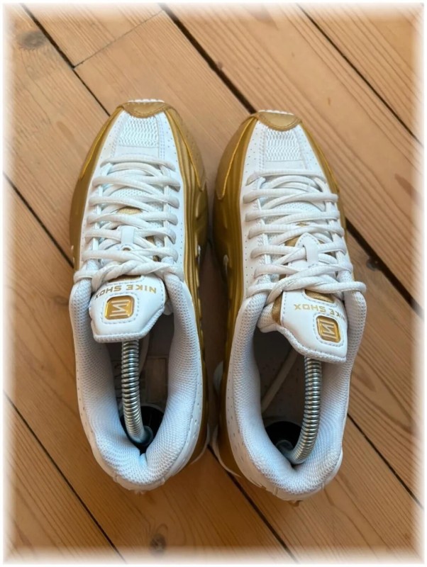Nike shox r4 white gold - taille 37,5 2