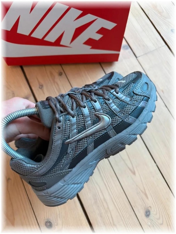 Nike p-6000 Gs cave stone Metallic Silver - taille 35 2