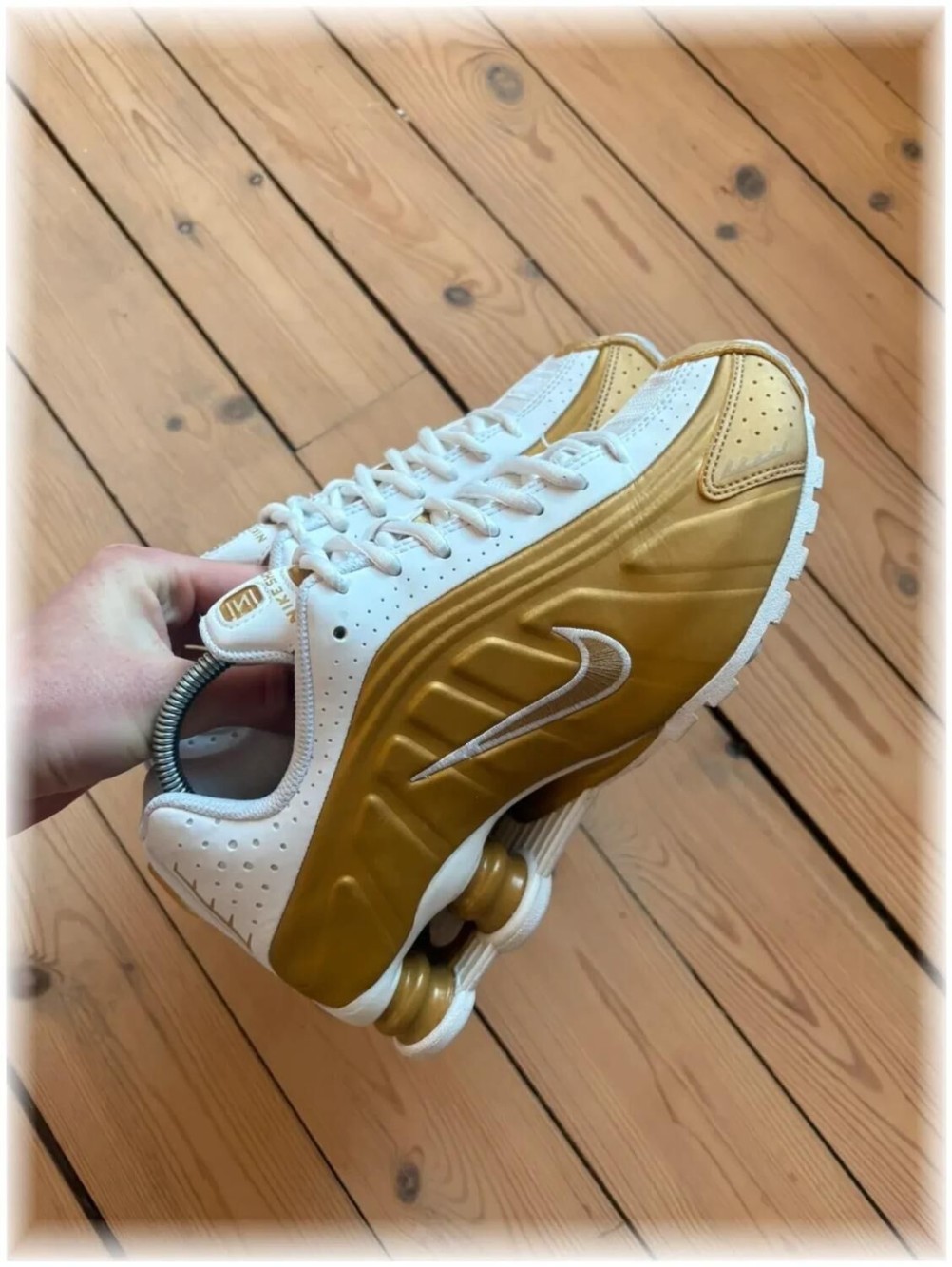 Nike shox r4 white gold - taille 37,5