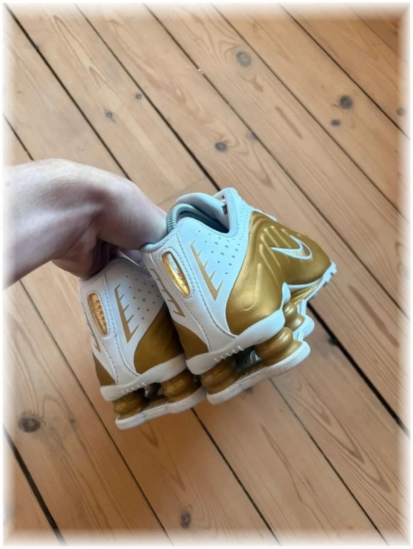 Nike shox r4 white gold - taille 37,5 2