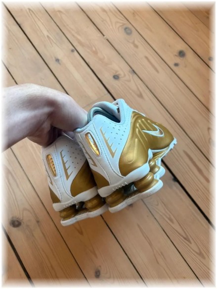 Nike shox r4 white gold - taille 37,5