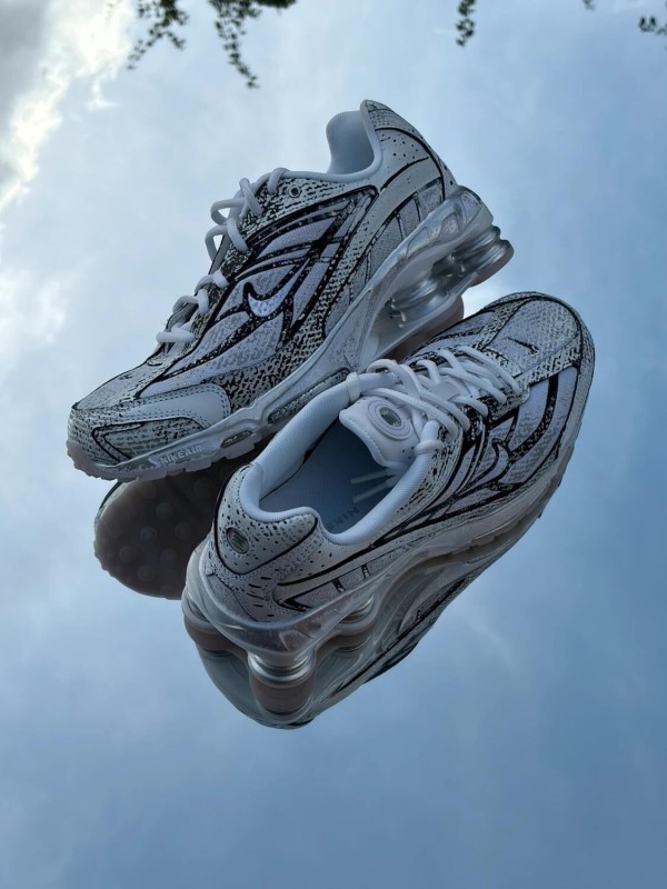 Nike Shox Ride 2 Metallic Platinum White Black - Taille 41
