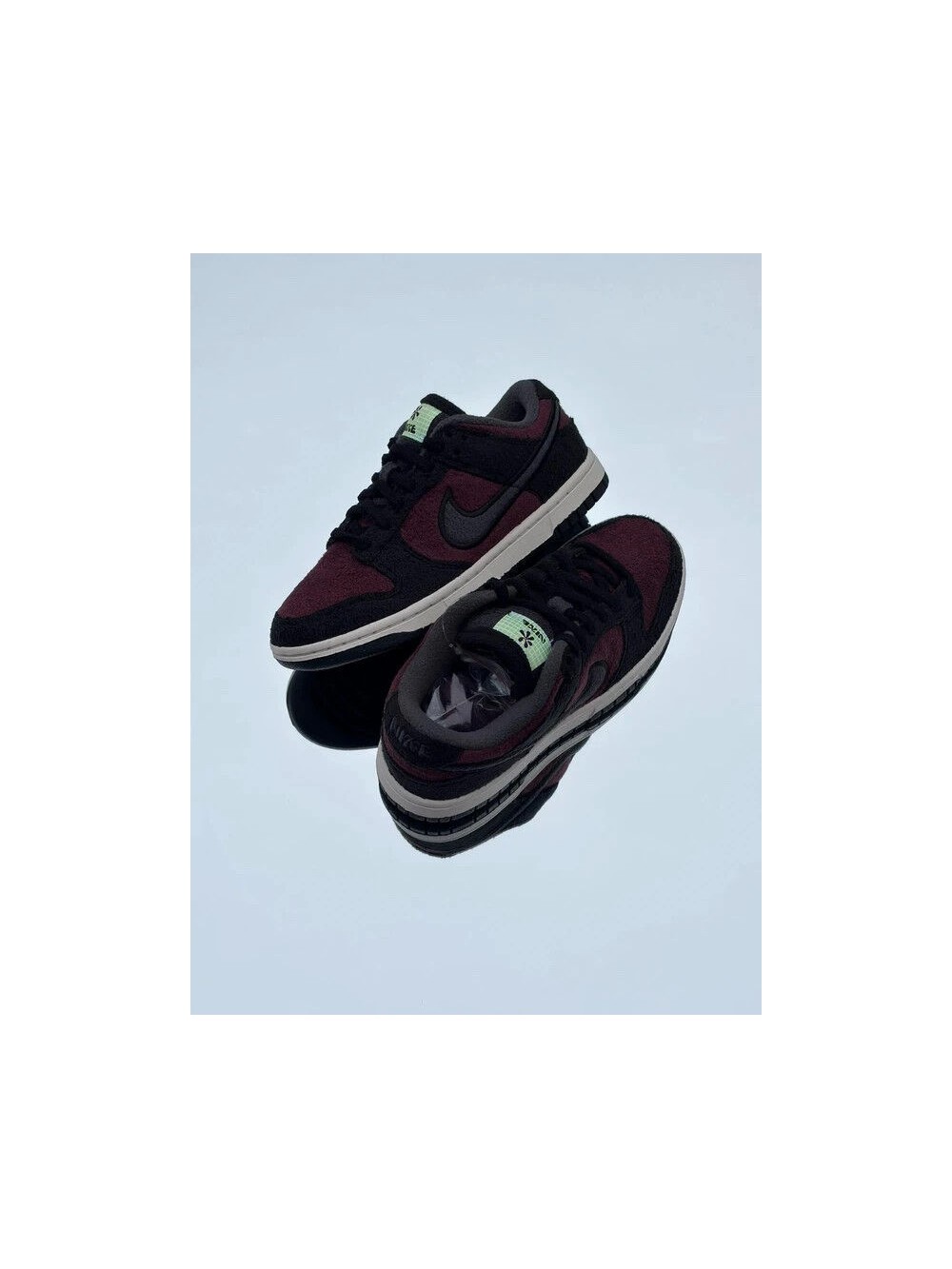 Nike Dunk Low SE Fleece Pack Burgundy Crush Dark Smoke Grey - Taille 36