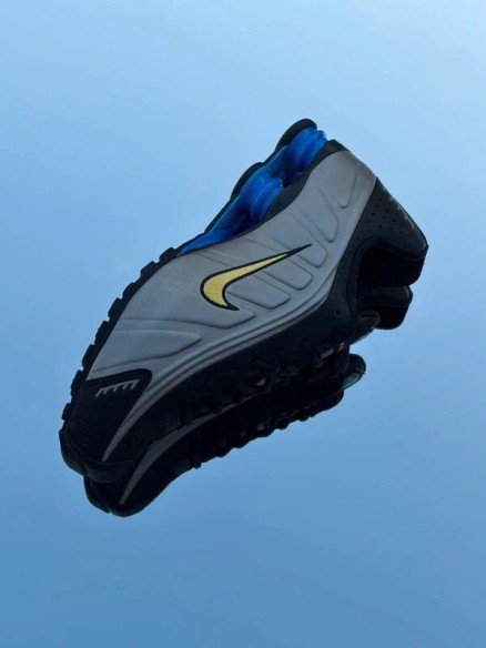 Nike Shox R4 Brazil Black Canary Metallic Pewter - Taille 42