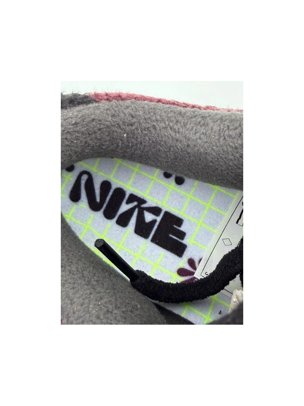 Nike Dunk Low SE Fleece Pack Burgundy Crush Dark Smoke Grey - Taille 36