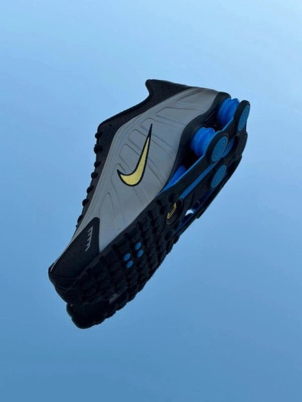 Nike Shox R4 Brazil Black Canary Metallic Pewter - Taille 42