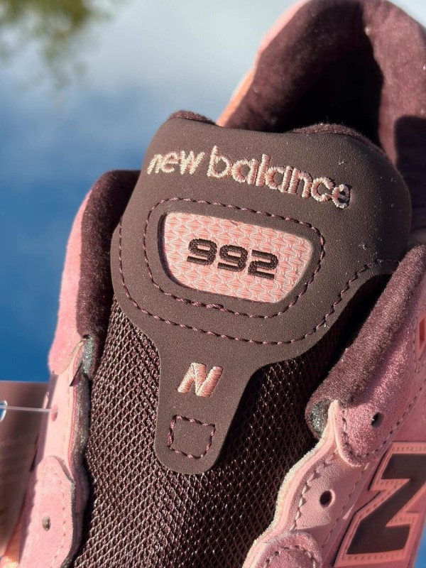 New Balance 992 Made in USA Pink Chalk - Taille 43 2
