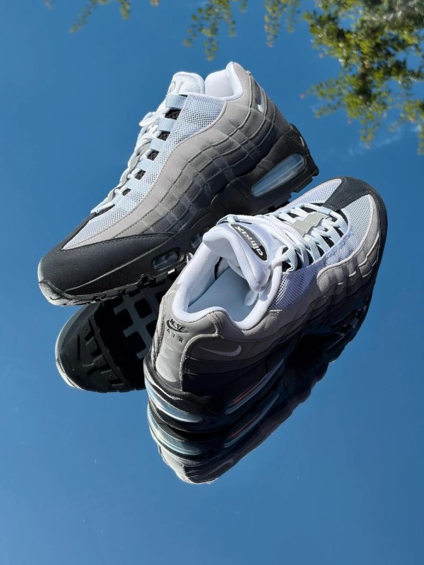 Nike Air Max 95 OG Black Blue Tint White - Taille 41