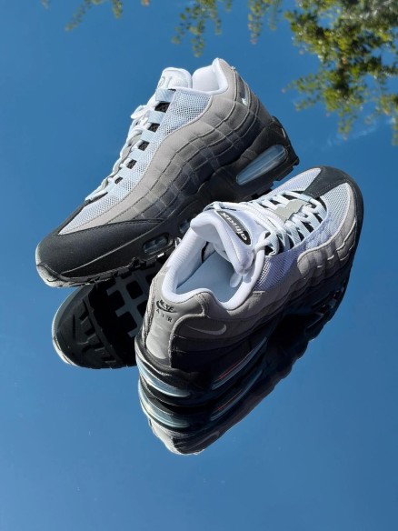 Nike Air Max 95 OG Black Blue Tint White - Taille 41