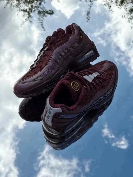 Nike Air Max 95 Big Bubble SE Total 90 Burgundy Crush Metallic Gold - Taille 42