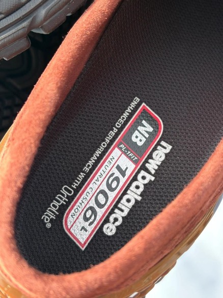 New Balance 1906L Rich Oak Suede - Taille 44