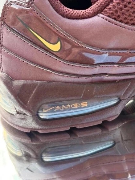 Nike Air Max 95 Big Bubble SE Total 90 Burgundy Crush Metallic Gold - Taille 42