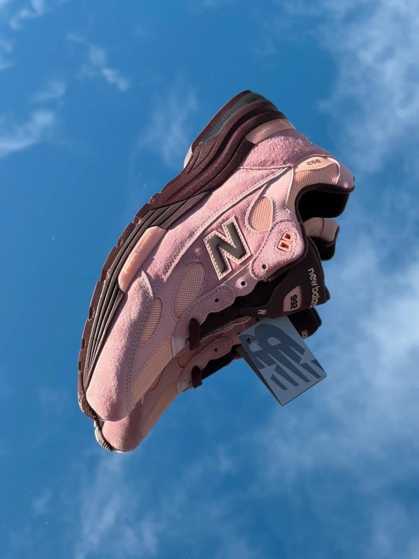 New Balance 992 Made in USA Pink Chalk - Taille 43 2