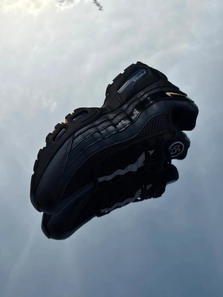 Nike Air Max 95 SE Big Bubble Black White University Gold Total 90 - Taille 40