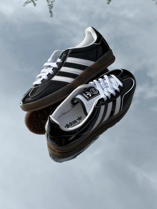 Adidas Gazelle Indoor Patent Core Black White Gum - Taille 35,5