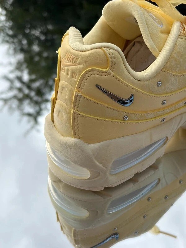 Nike Air Max 95 Big Bubble Soft Yellow Metallic Silver - Taille 39 2