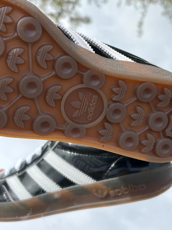 Adidas Gazelle Indoor Patent Core Black White Gum - Taille 35,5 2
