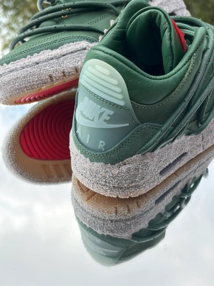 Air Jordan 3 Retro OG SP Contrete Rose X Teyana Taylor Fire Red Gorge Green - Taille 35,5