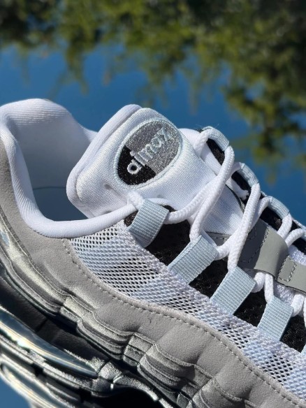 Nike Air Max 95 OG Black Blue Tint White - Taille 41