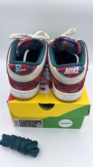 Nike Dunk Low SB Parra