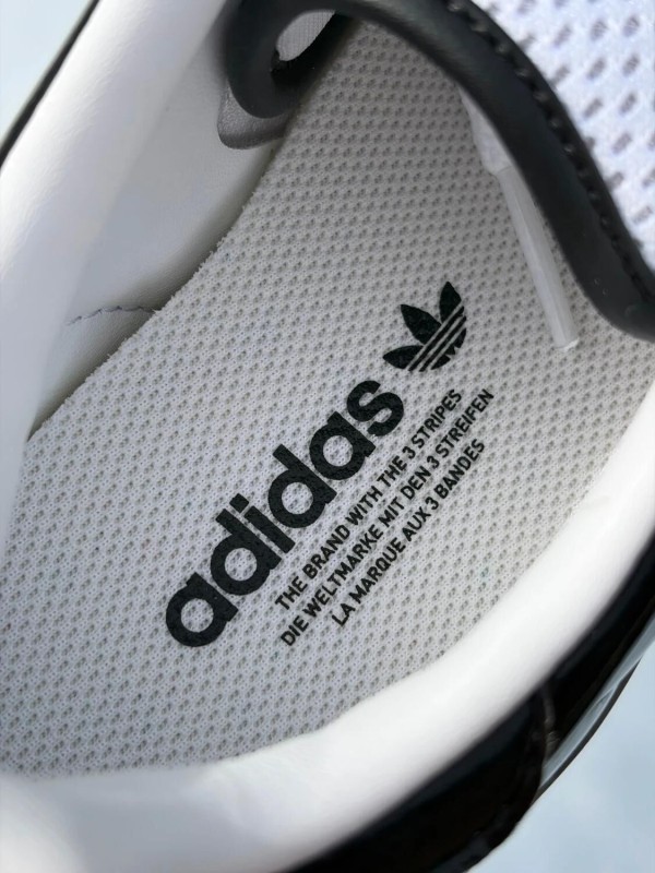 Adidas Gazelle Indoor Patent Core Black White Gum - Taille 35,5 2